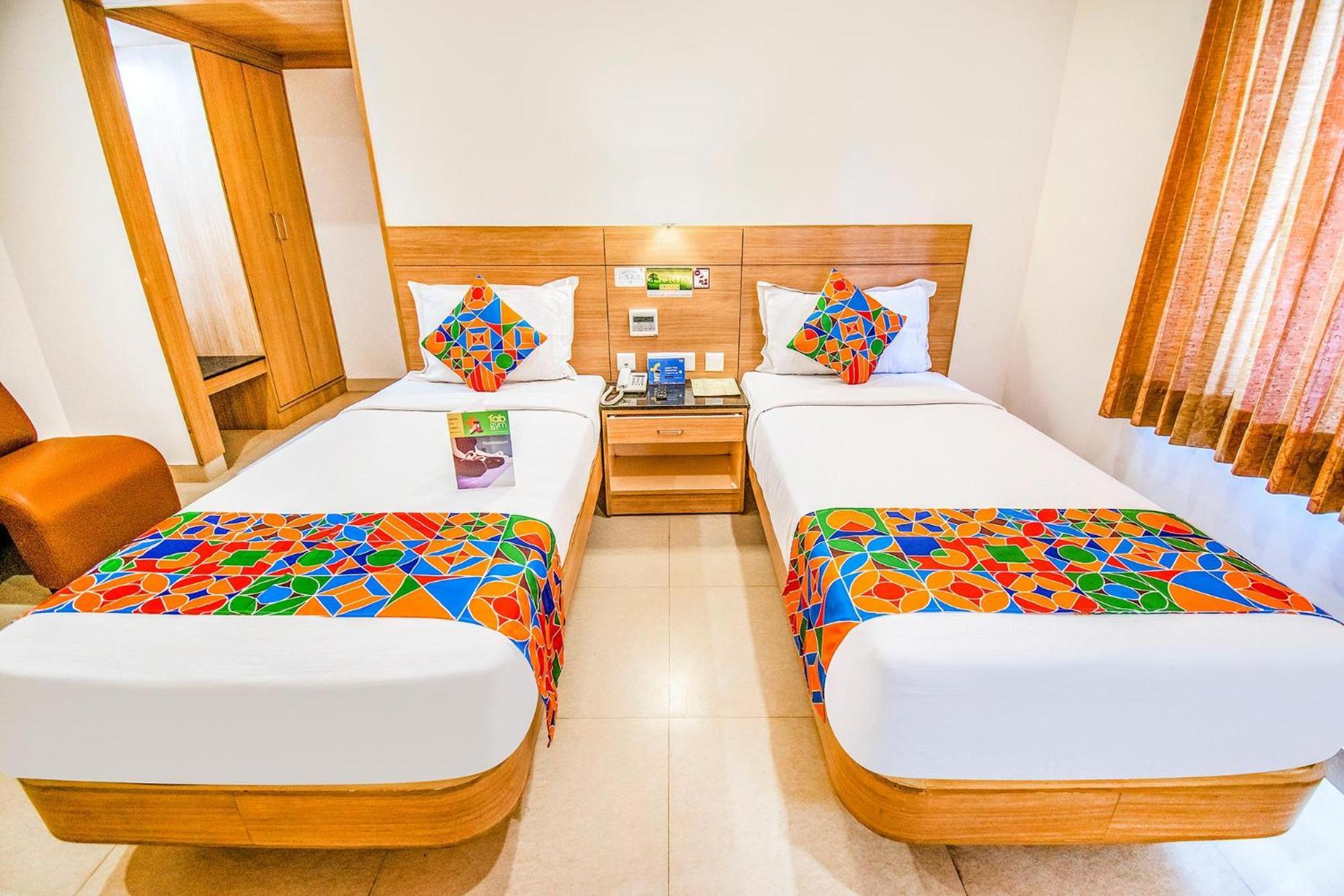 Fabhotel Prime Royal Castle - Nr Coimbatore North Railway Station 외부 사진