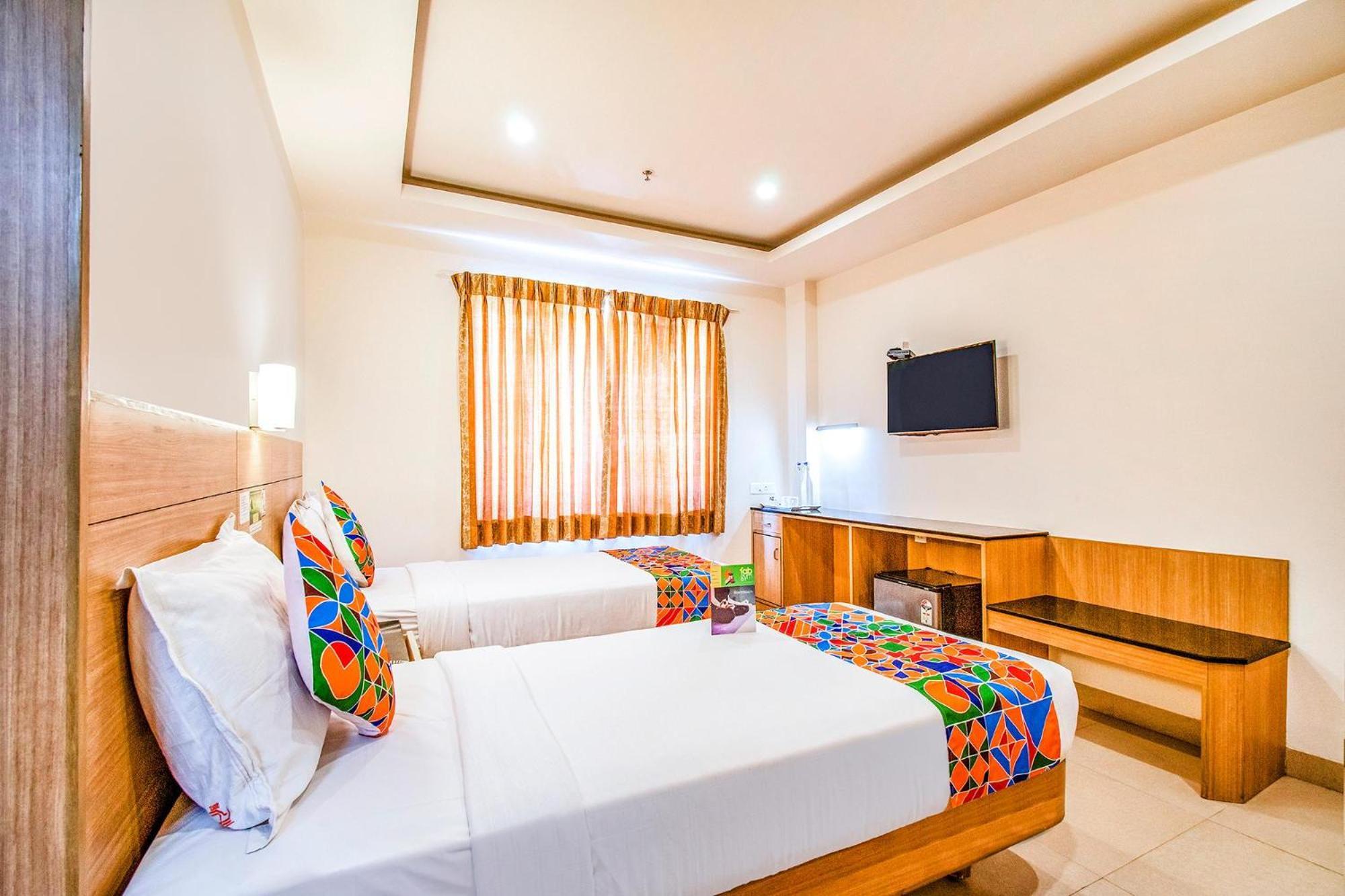 Fabhotel Prime Royal Castle - Nr Coimbatore North Railway Station 외부 사진