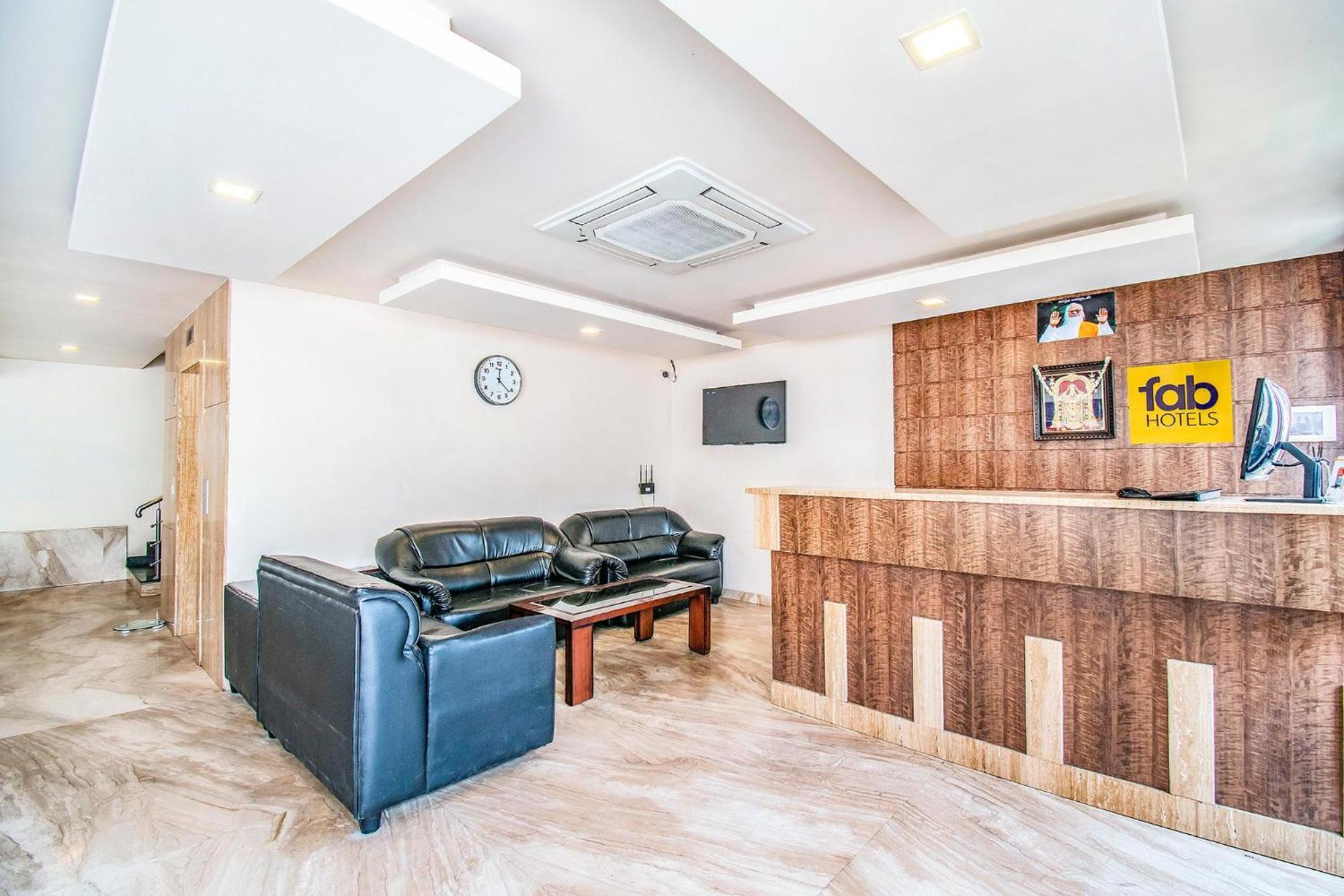 Fabhotel Prime Royal Castle - Nr Coimbatore North Railway Station 외부 사진